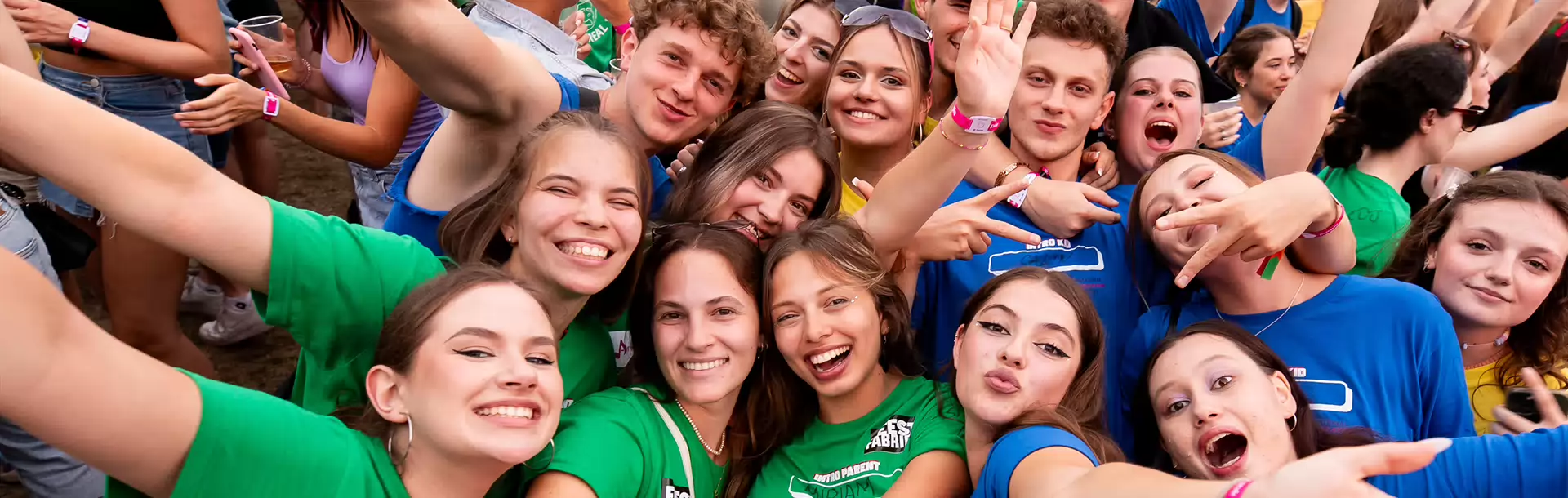 Fontysstudenten op Purple heten je welkom