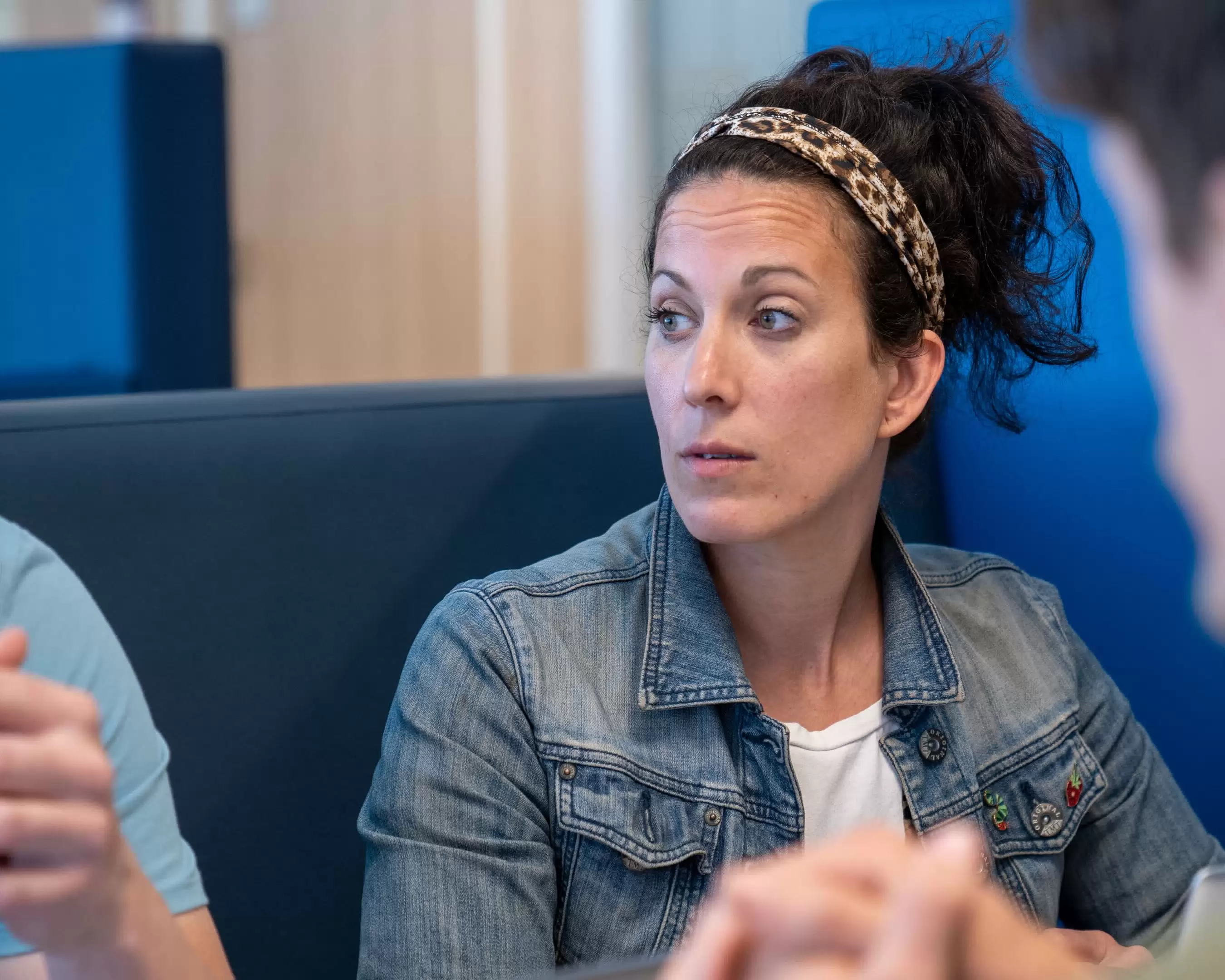 Student voert de opdracht uit.