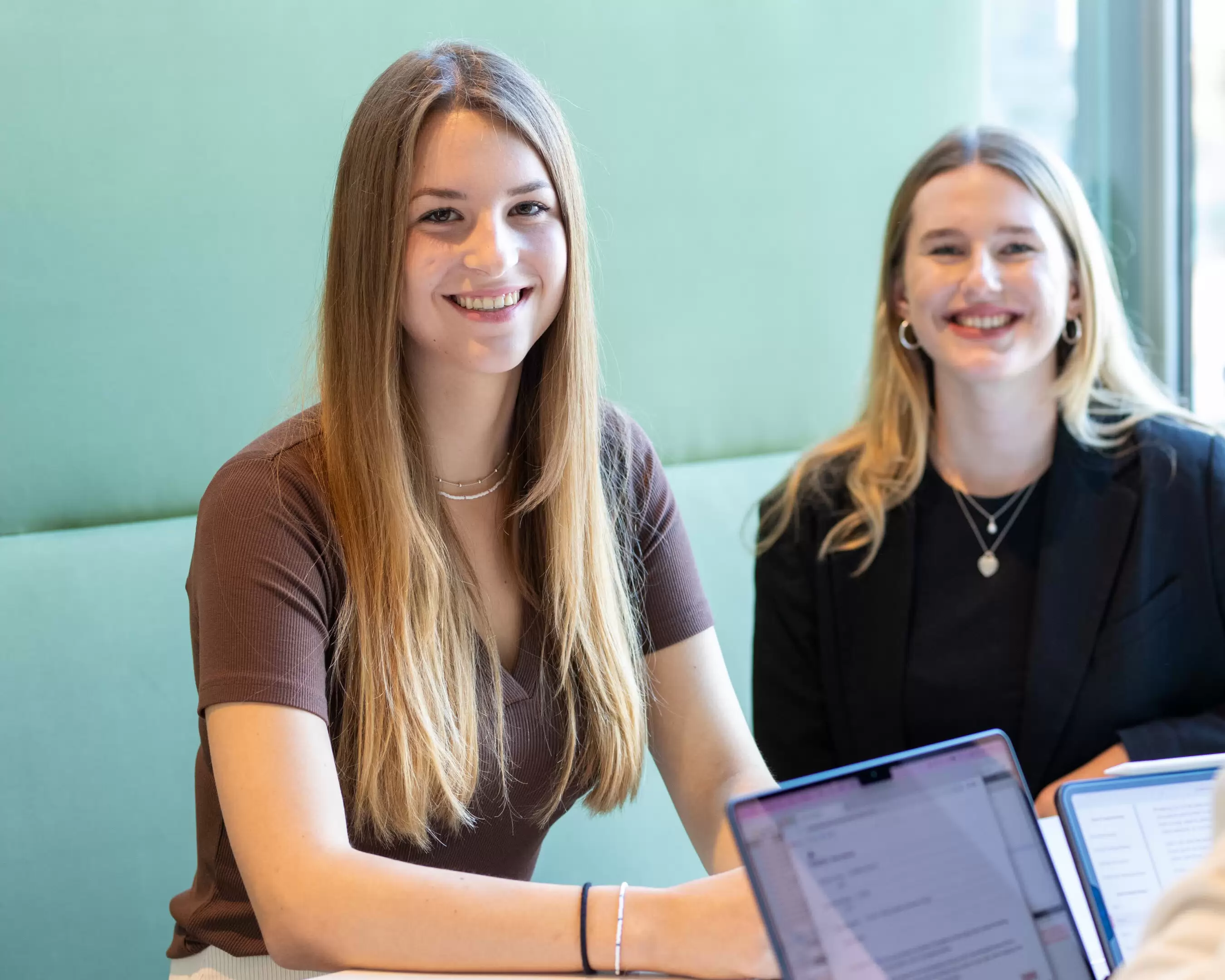 Studenten finance werken samen