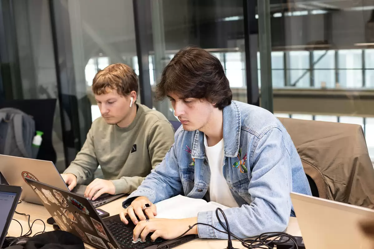 Theologie studenten in de klas