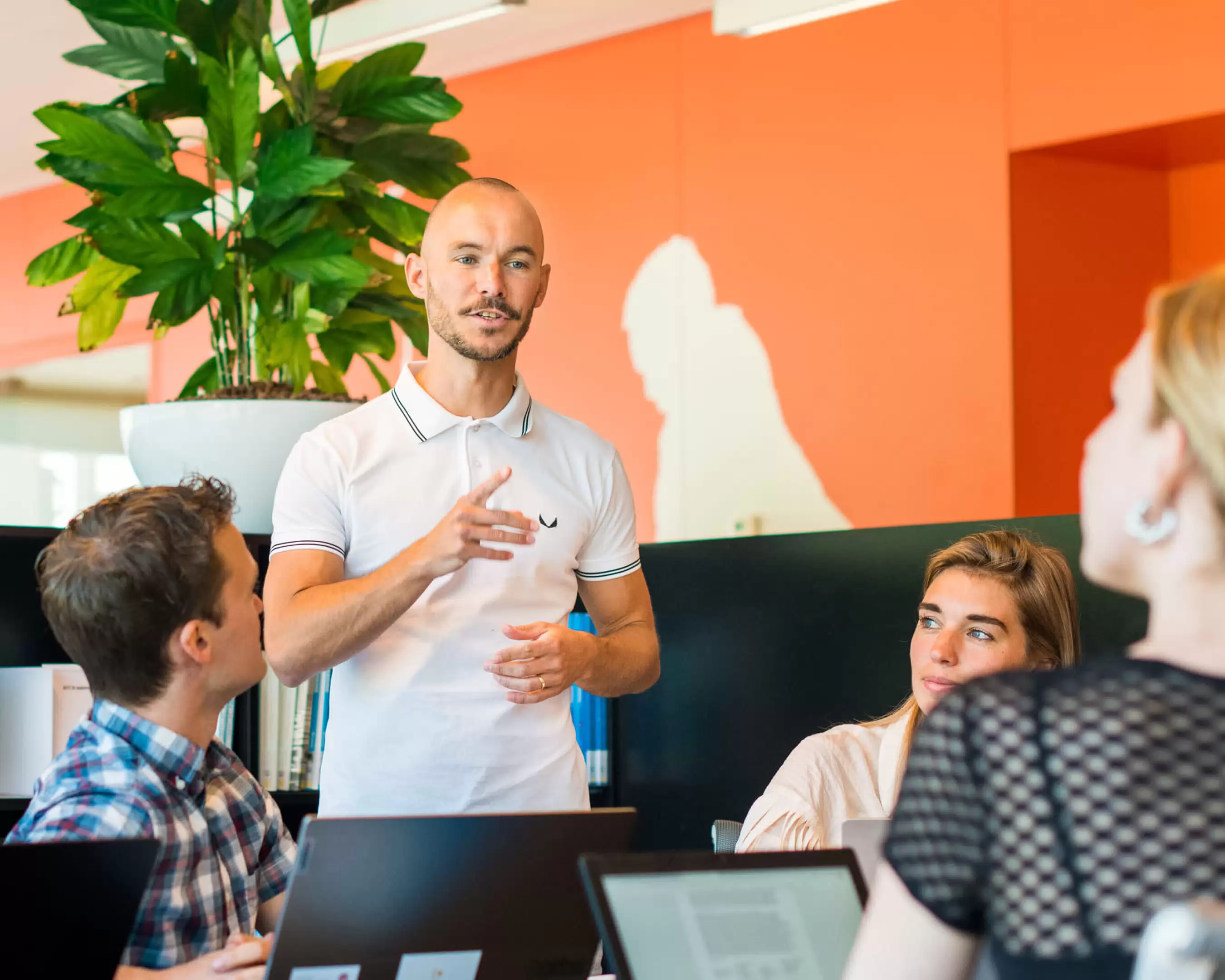 Studenten en docenten van master gezonde samenleving krijgen uitleg