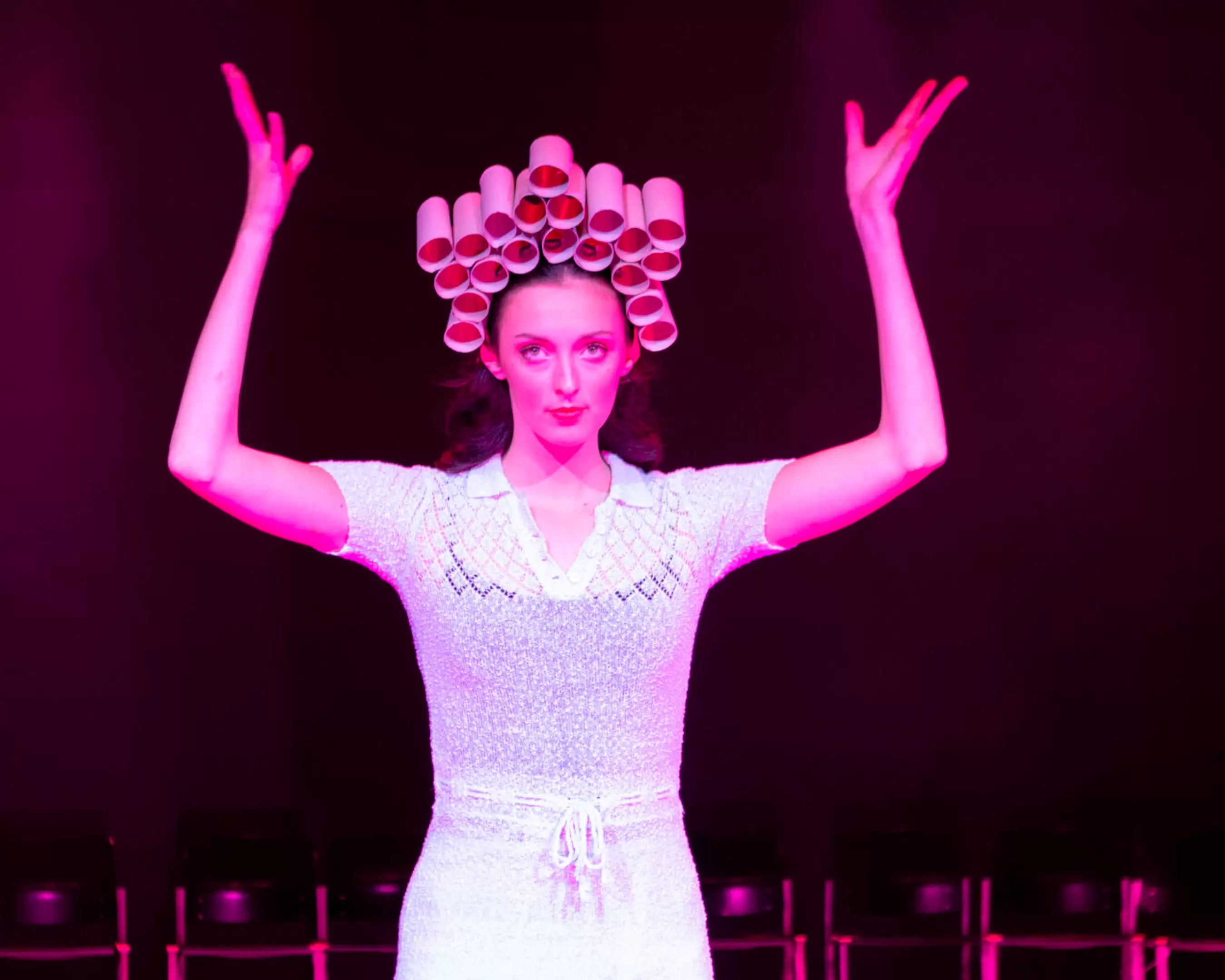 Foto van de groepsvoorstelling van Muziek- en musicaltheater 'De Dansende Woe-li meesters'