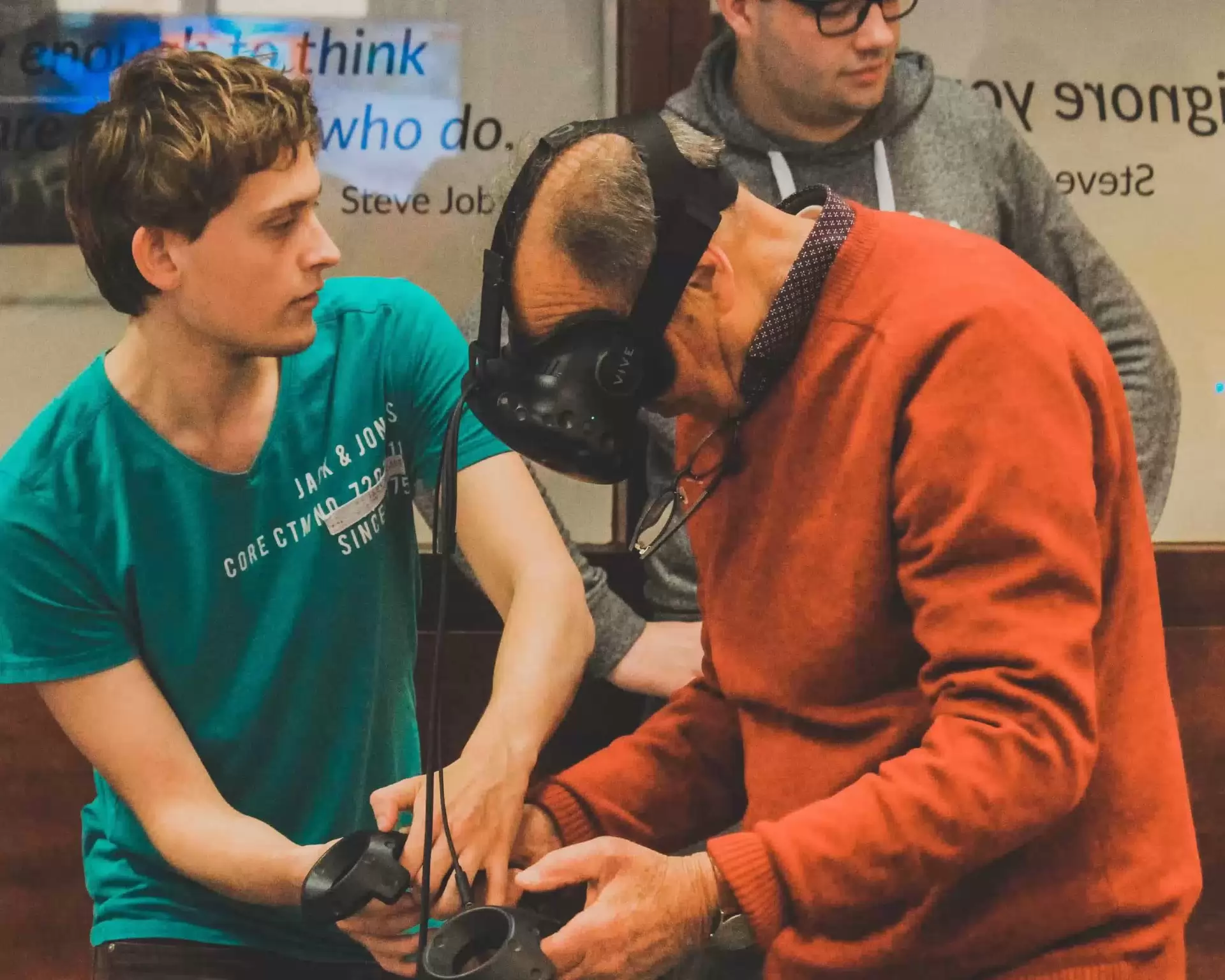 Studenten van de Ad Engineering werken aan een project