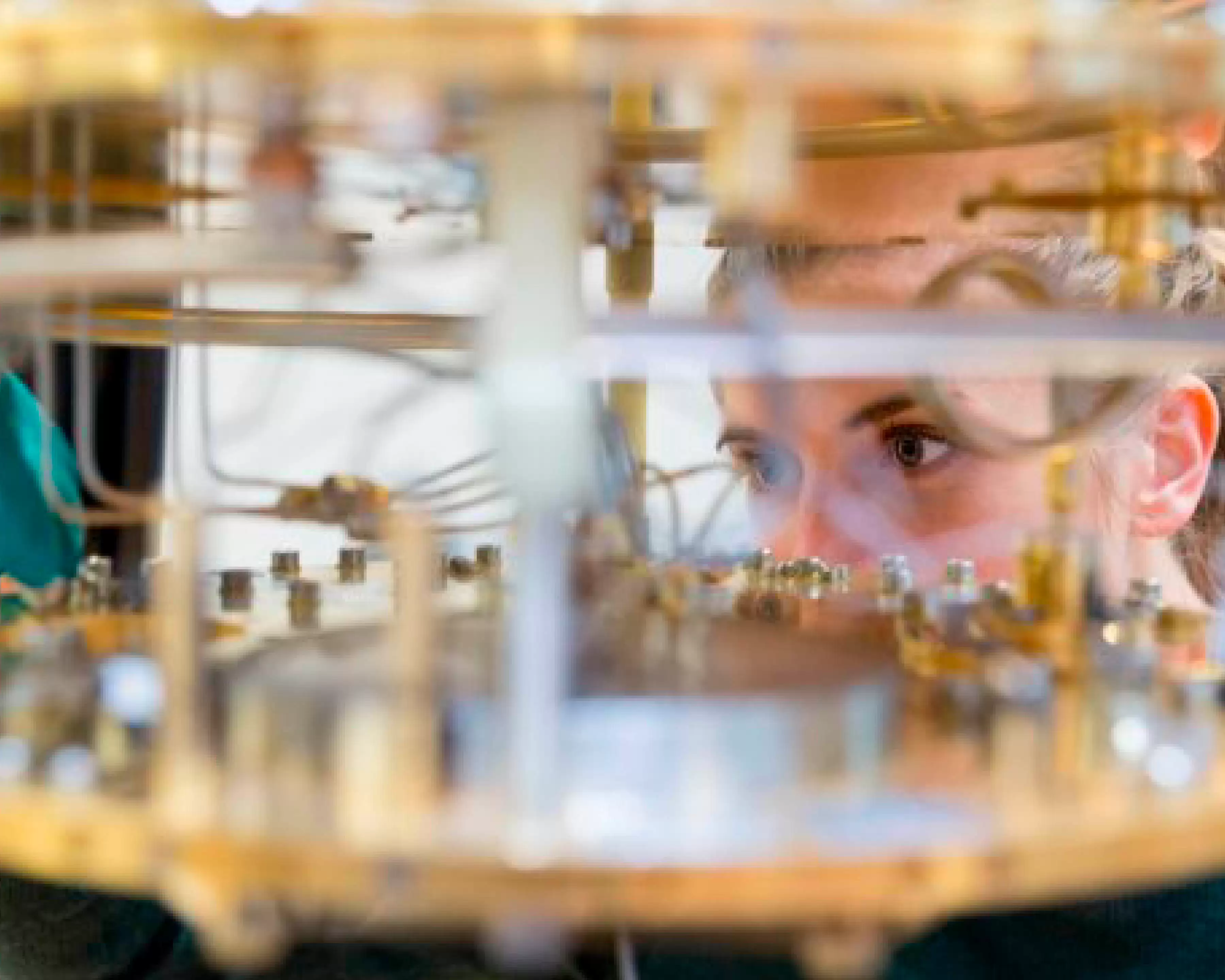 Student working on a quantum setup