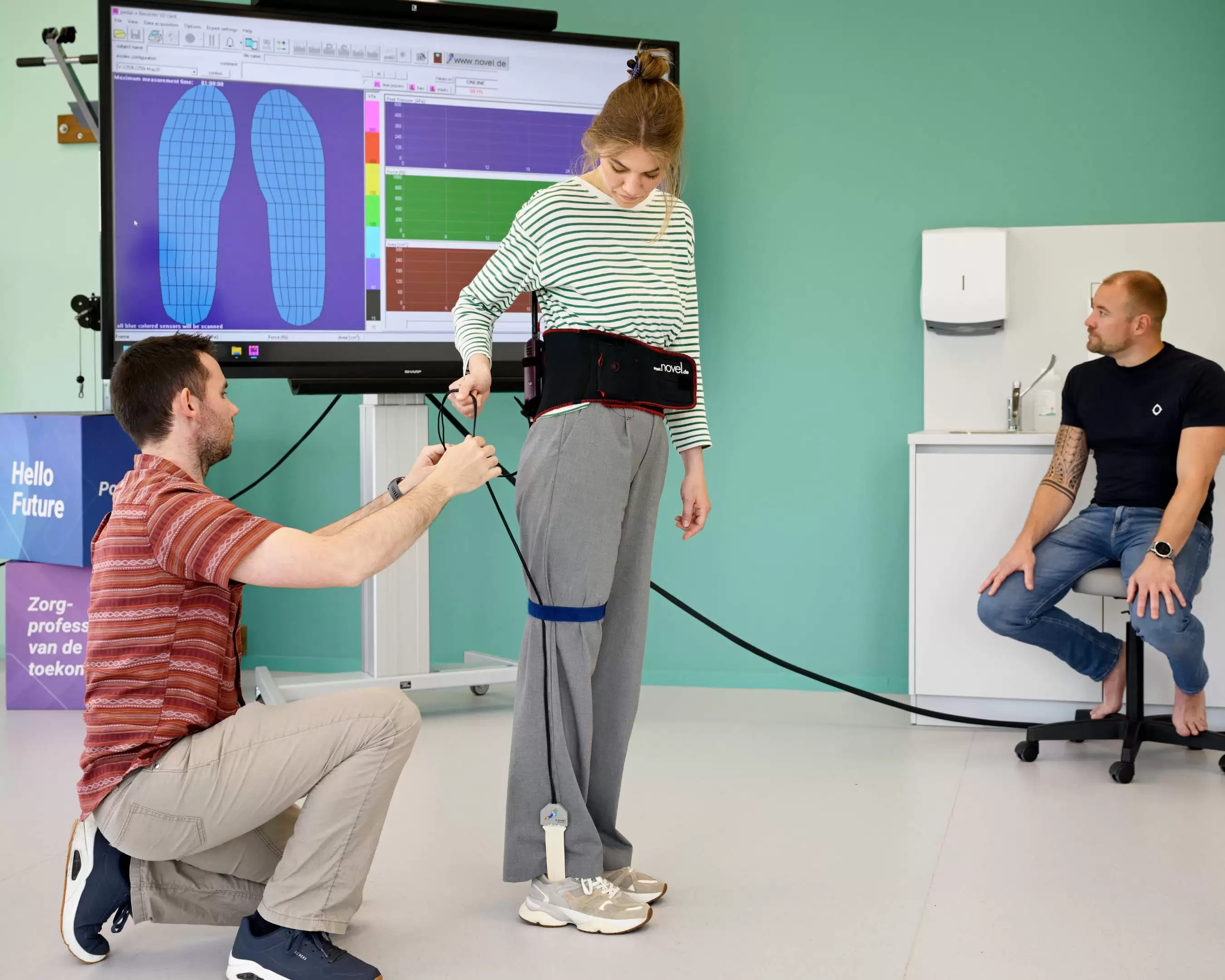 Twee podotherapeuten in de werkplaats