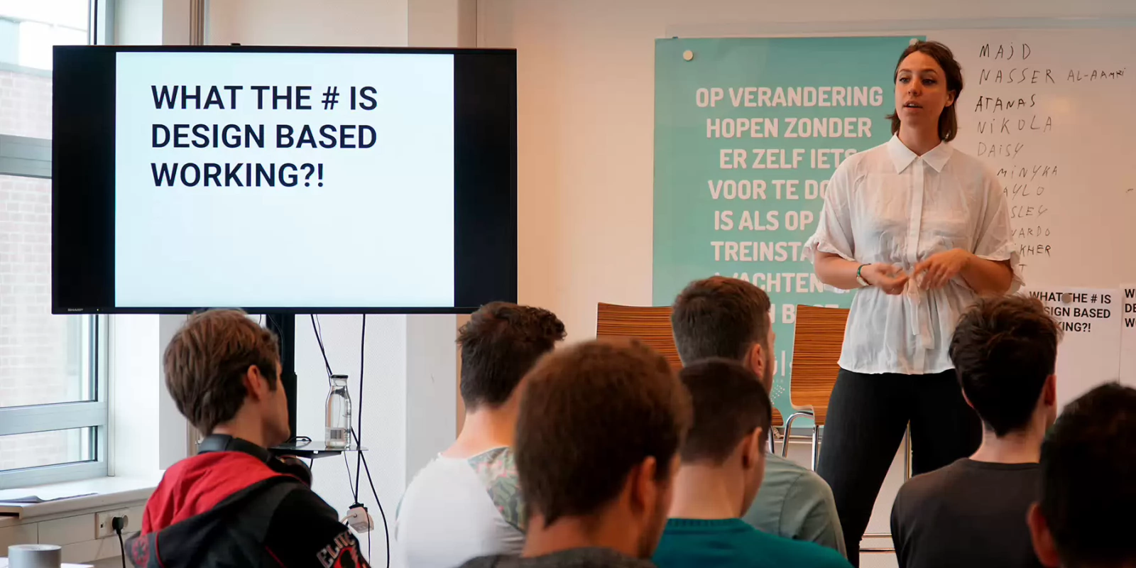 Teacher Laure explains design-based working and teaches students how this method helps to fail forward.