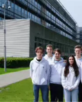 Makersplayce studenten aan het werk