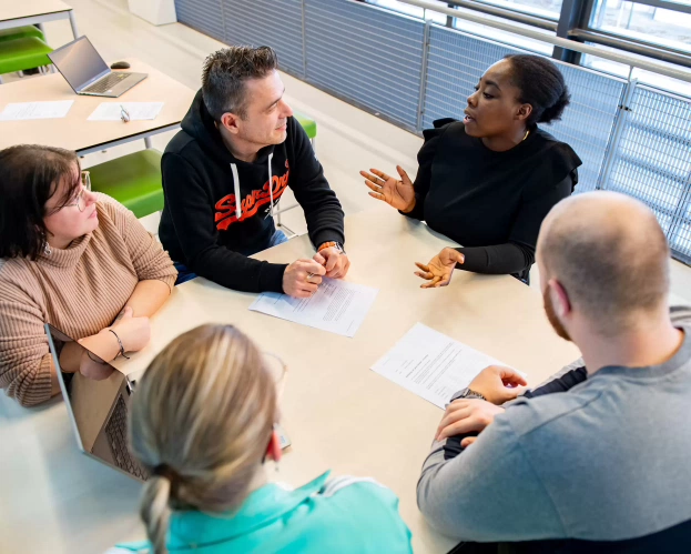 Deeltijdstudenten overleggen