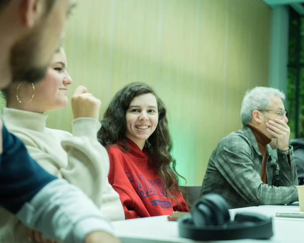 Fontys Commerciële Economie studenten in de les